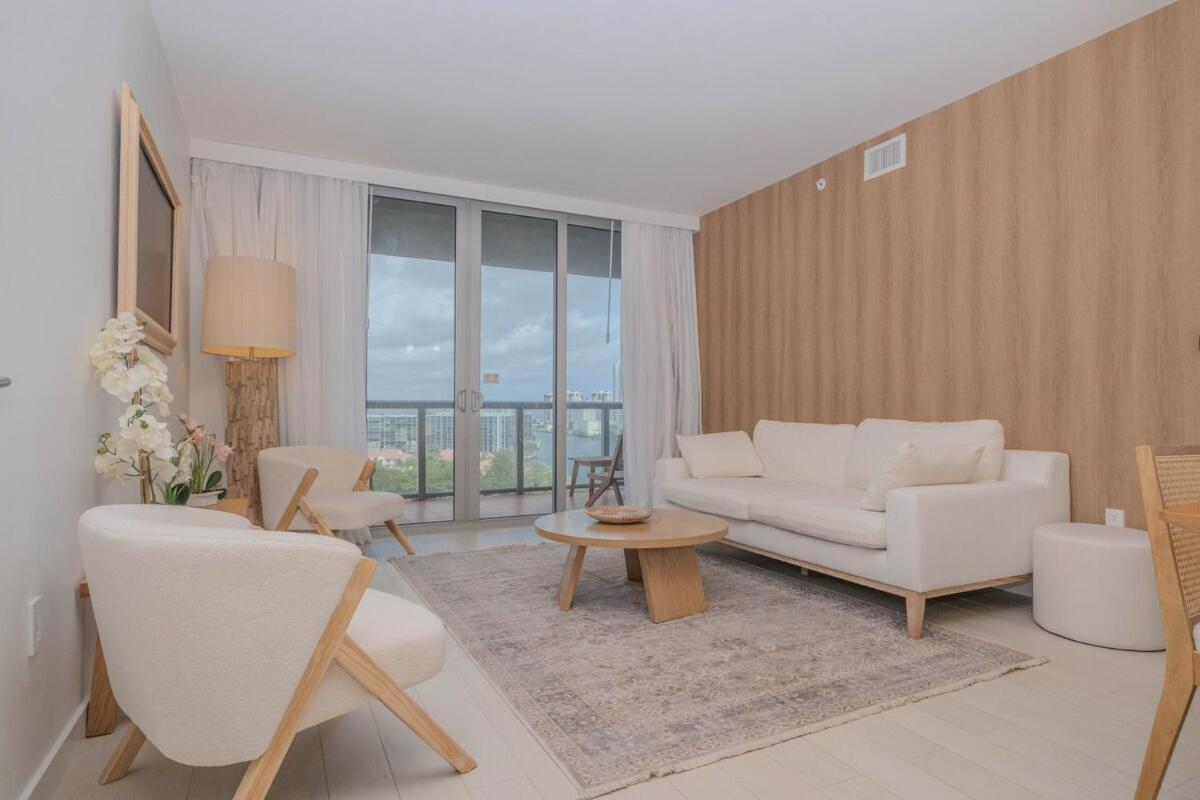 2B 2B Luxury Ocean Views Apt In Hallandale Beach Apartment Ngoại thất bức ảnh